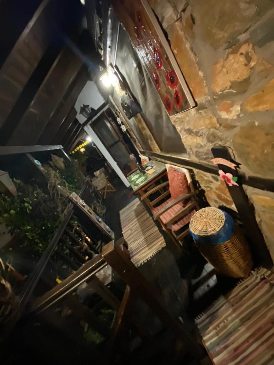 Traditional Guesthouse Erato 帕莱斯潘蒂雷蒙 外观 照片