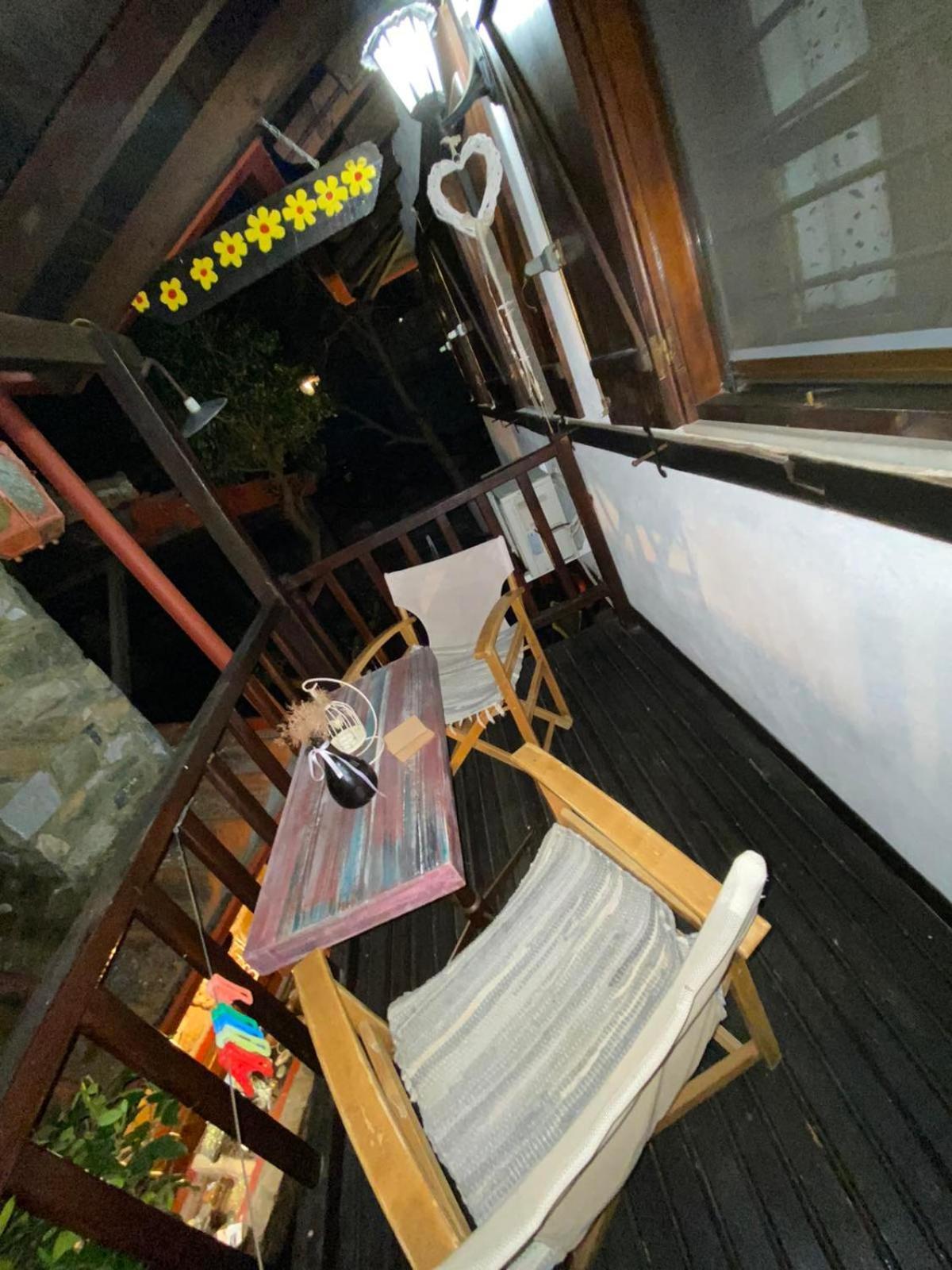 Traditional Guesthouse Erato 帕莱斯潘蒂雷蒙 外观 照片